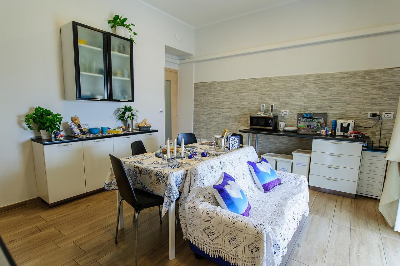Margherita'S Apartment Salerno Ngoại thất bức ảnh