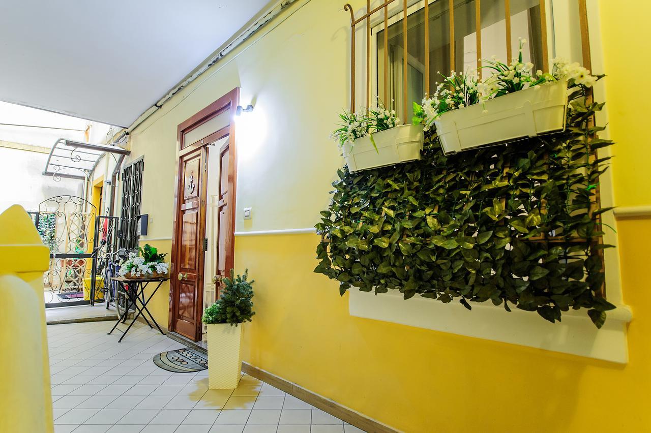 Margherita'S Apartment Salerno Ngoại thất bức ảnh