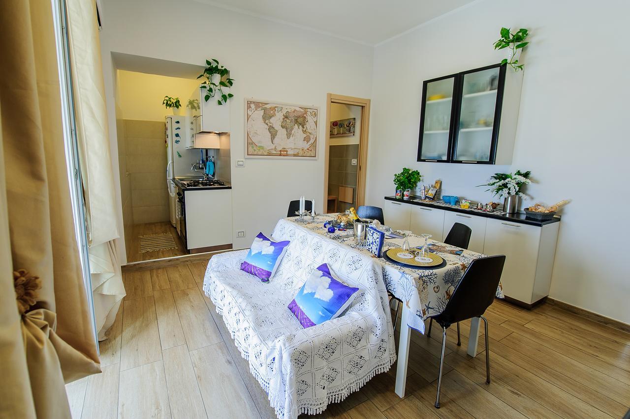 Margherita'S Apartment Salerno Ngoại thất bức ảnh
